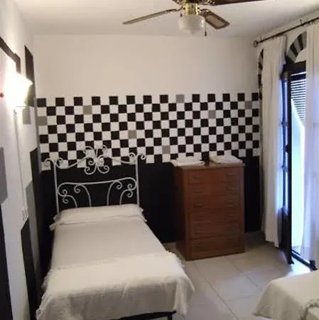 Hostal Funky By Arc House Guest house 2*